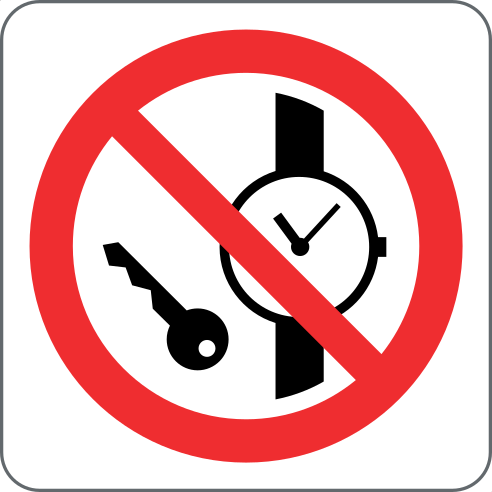 No Metallic Objects bord, materiaal zelfklevend pvc, formaat 125 × 125 mm